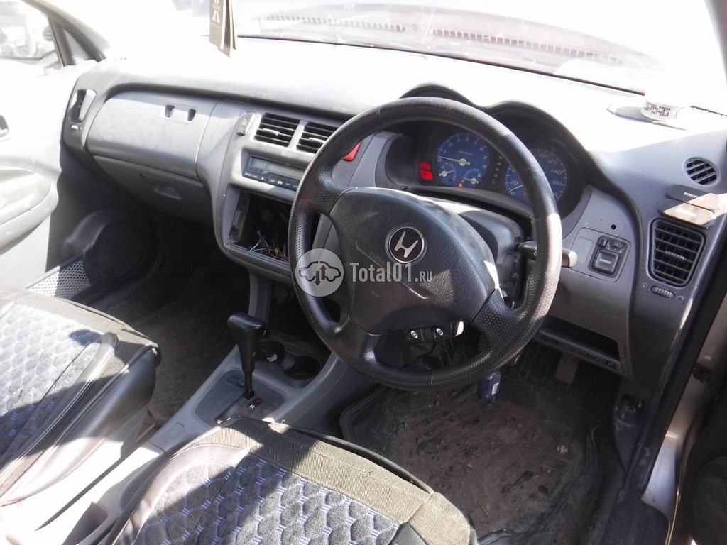 Фото Honda HR-V 10