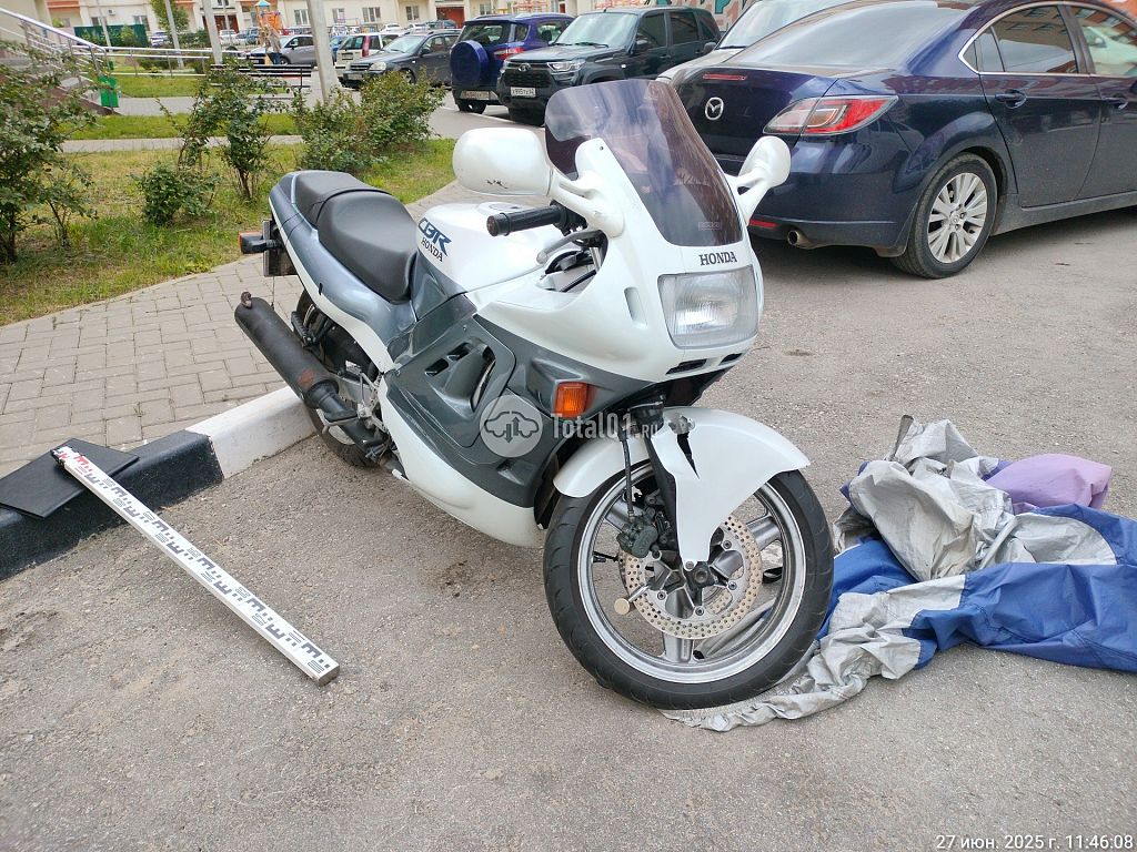 Фото Honda CBR600F 4