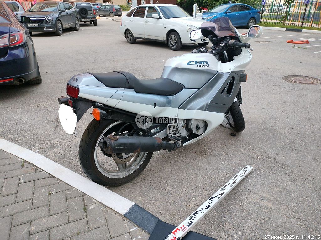 Фото Honda CBR600F 6