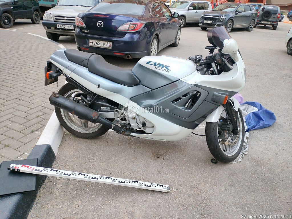 Фото Honda CBR600F 10