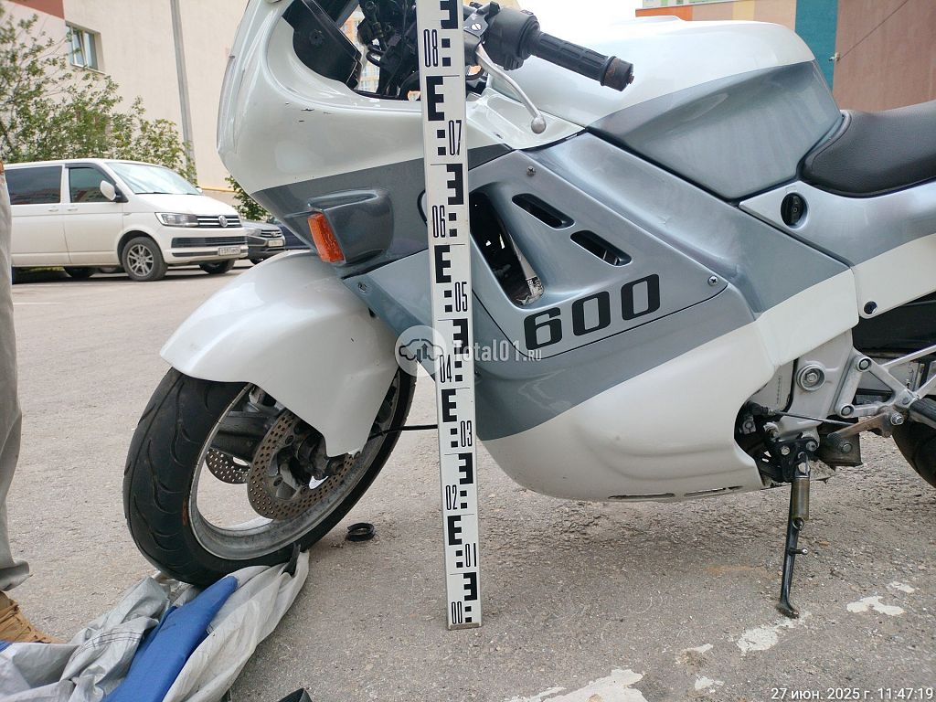 Фото Honda CBR600F 16
