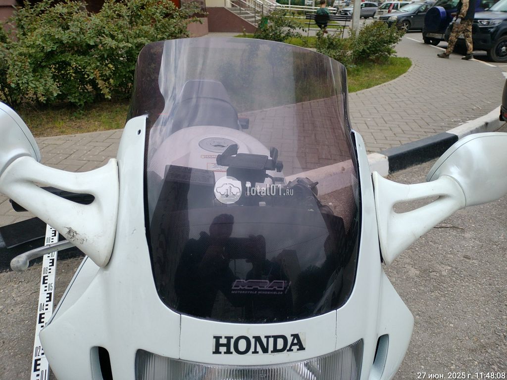 Фото Honda CBR600F 24