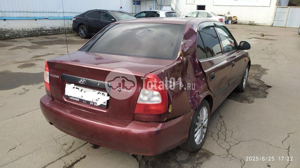 Фото Hyundai Accent 8
