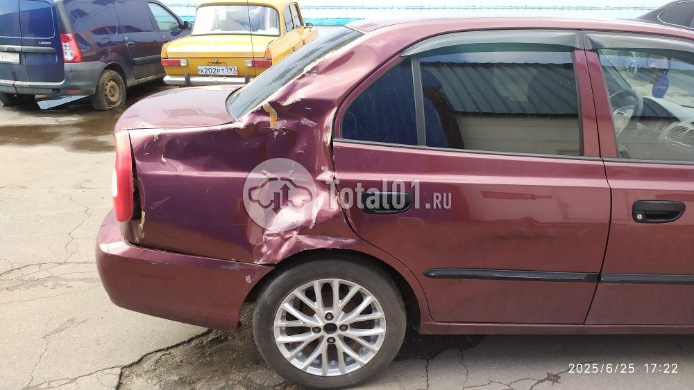 Фото Hyundai Accent 12