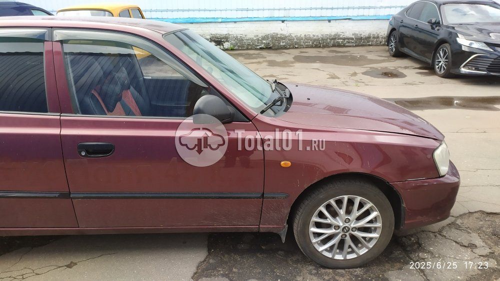Фото Hyundai Accent 14