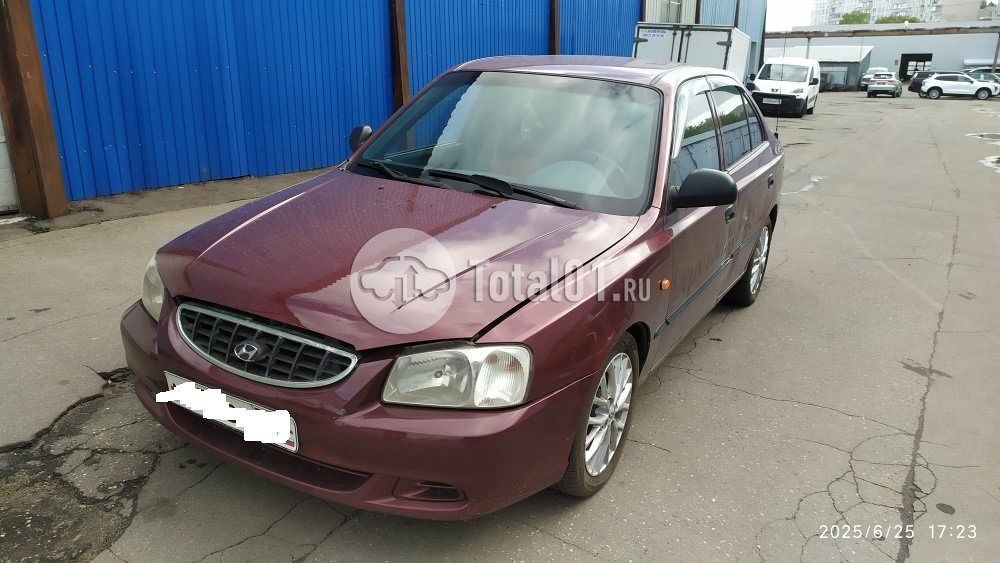 Фото Hyundai Accent 18