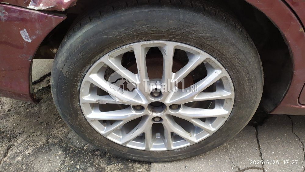 Фото Hyundai Accent 38