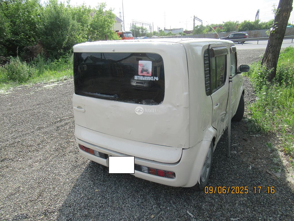 Фото Nissan Cube 54