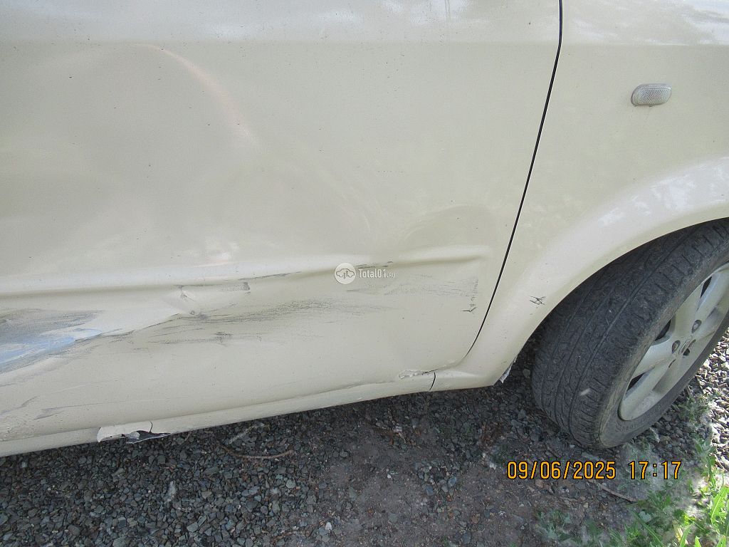 Фото Nissan Cube 74