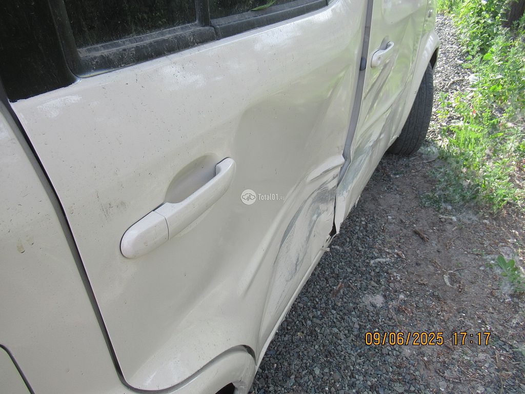 Фото Nissan Cube 86