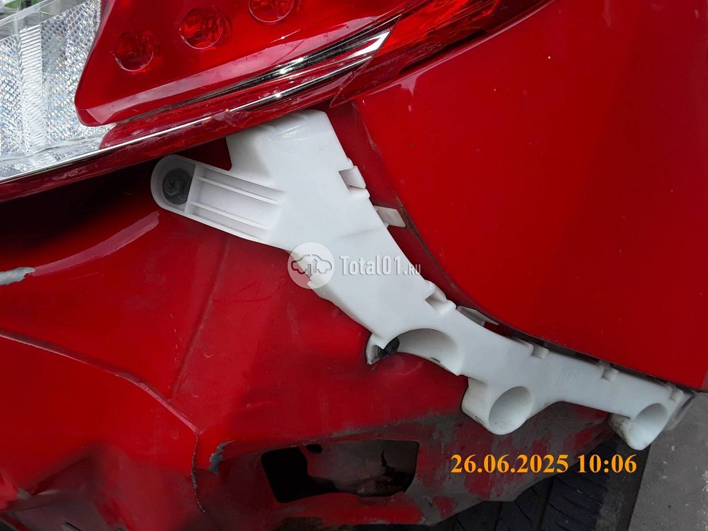 Фото Mazda 2 16
