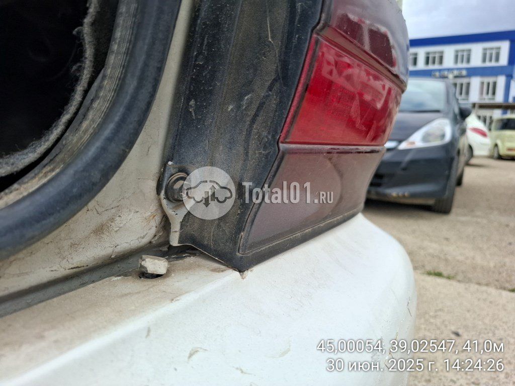 Фото Toyota Sprinter 32