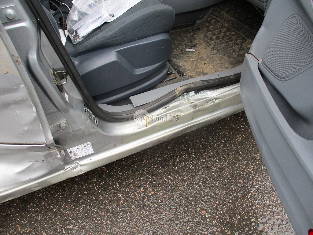Фото Ford S-MAX 44