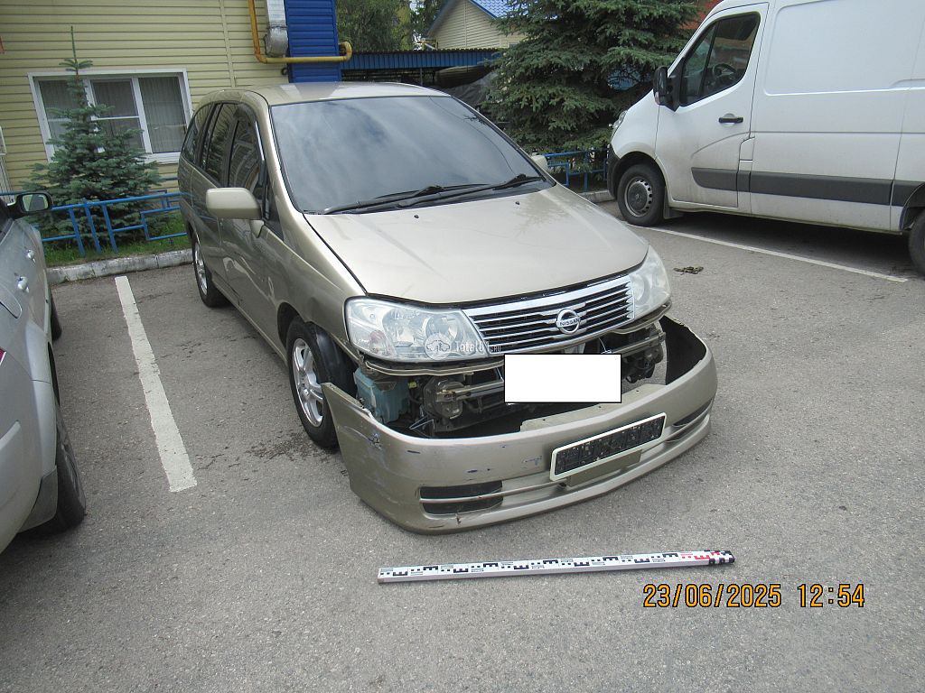 Фото Nissan Liberty 2
