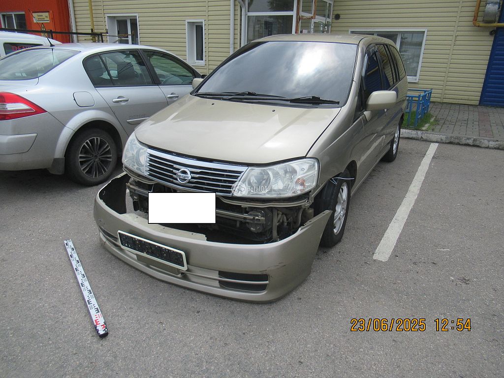 Фото Nissan Liberty 4