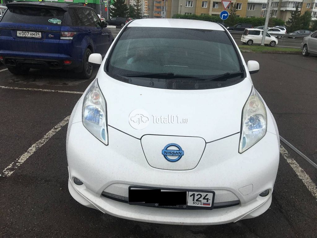 Фото Nissan Leaf 4