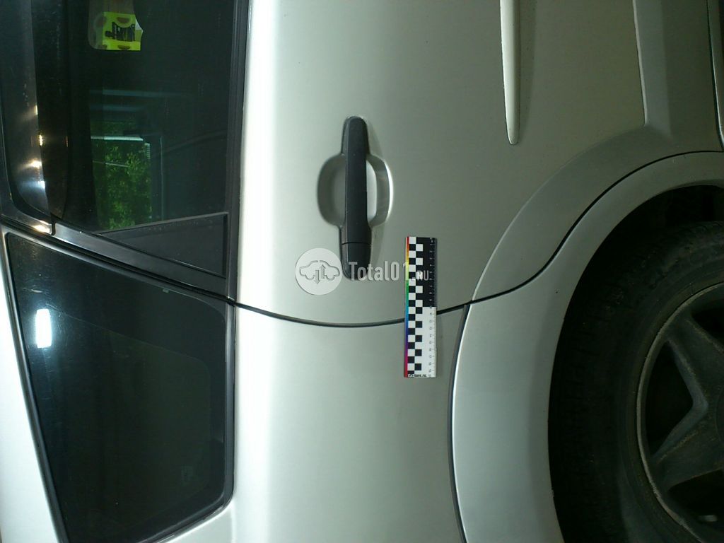 Фото Pontiac Vibe 18