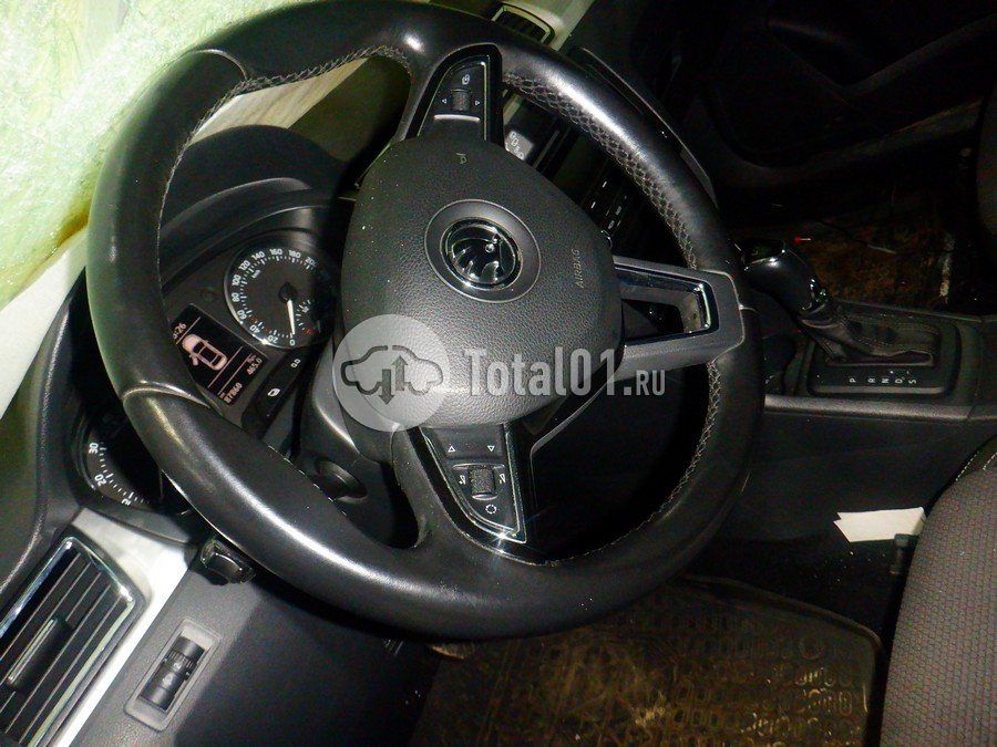 Фото Skoda Rapid 78