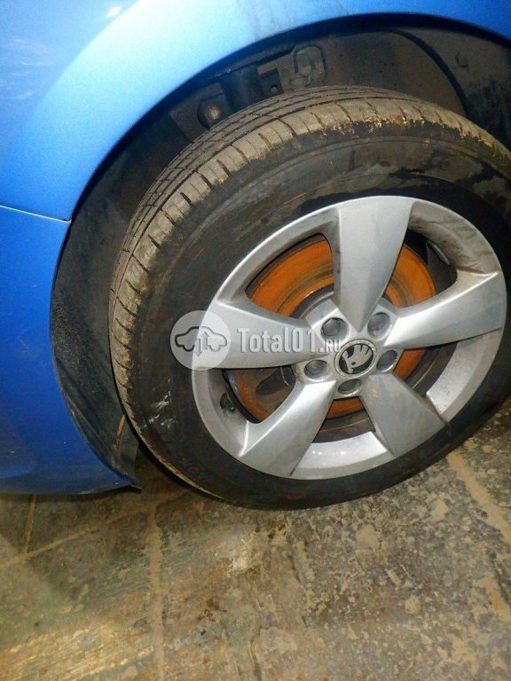 Фото Skoda Rapid 150