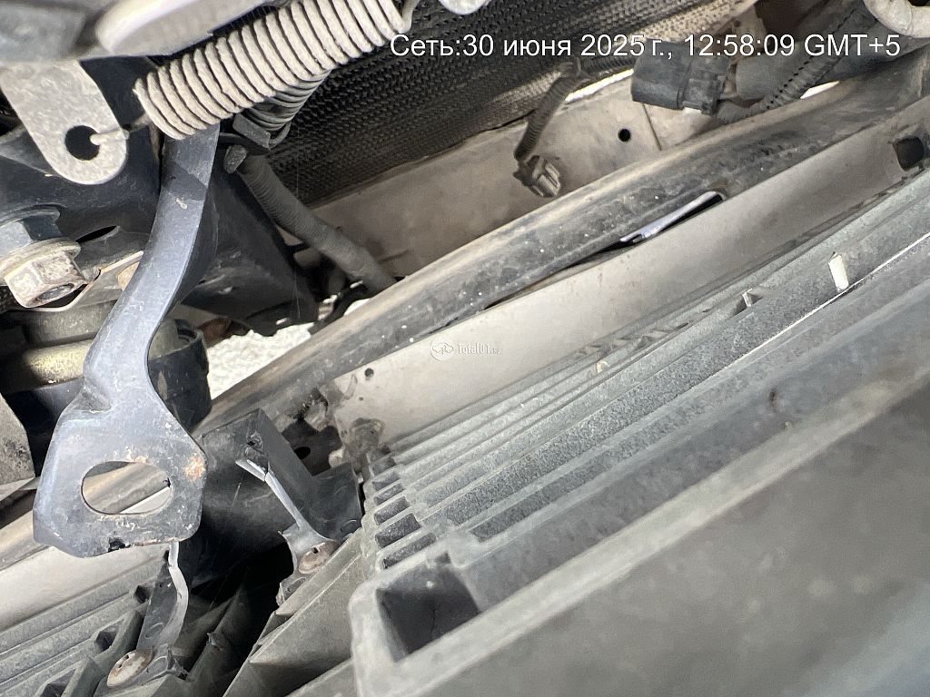 Фото Nissan Gloria 98