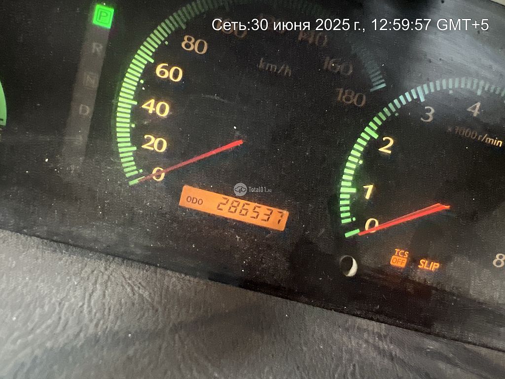 Фото Nissan Gloria 166