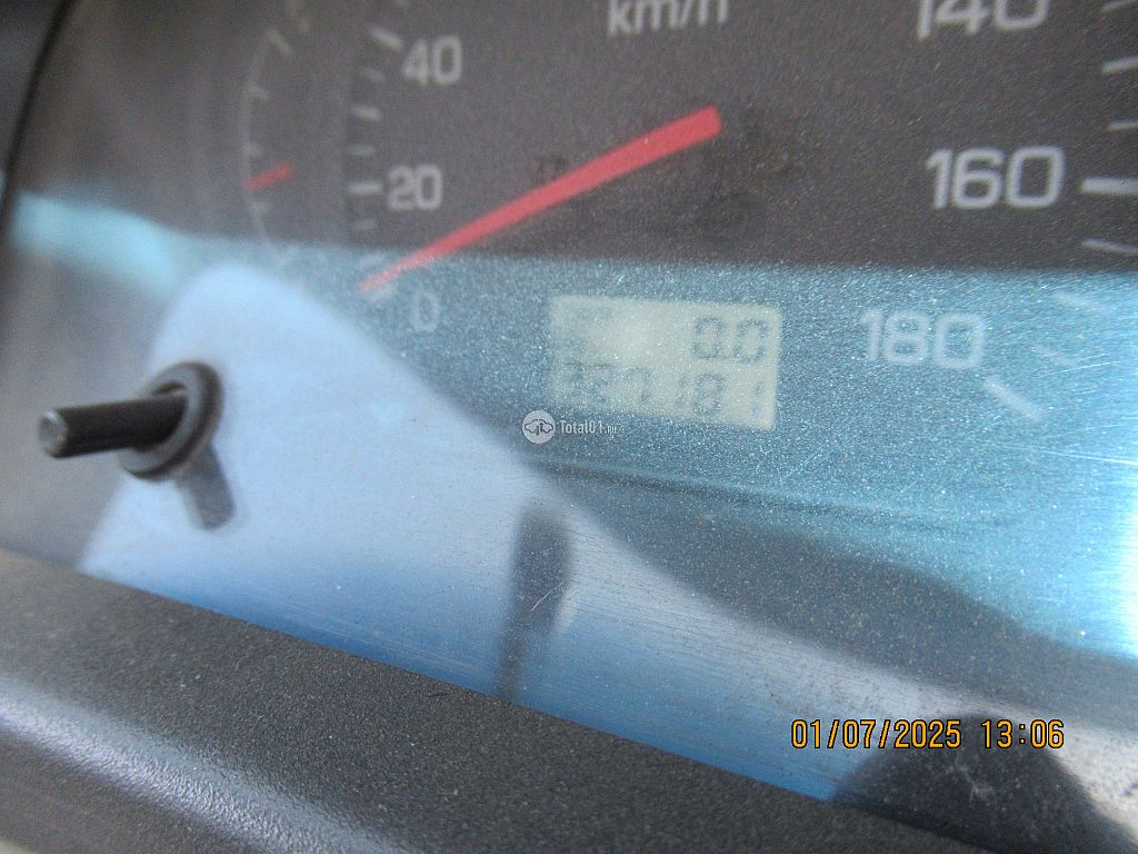 Фото Mitsubishi Chariot Grandis 14