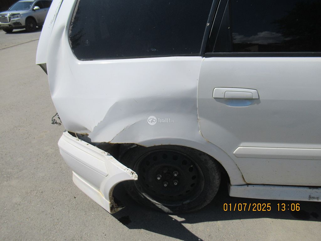 Фото Mitsubishi Chariot Grandis 18