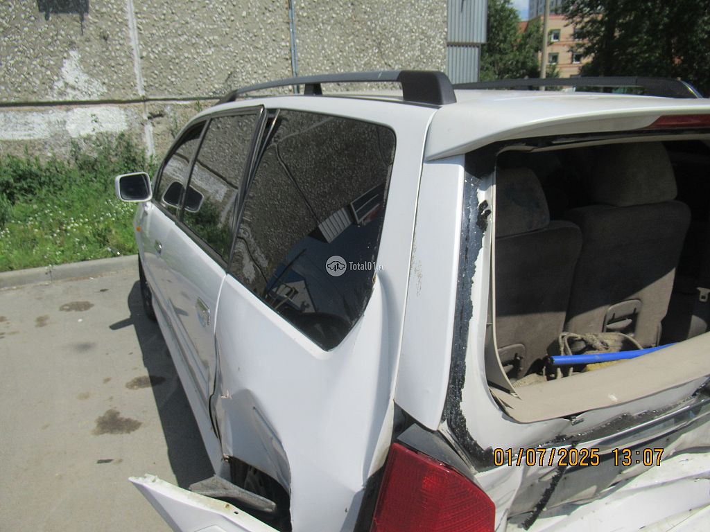 Фото Mitsubishi Chariot Grandis 30