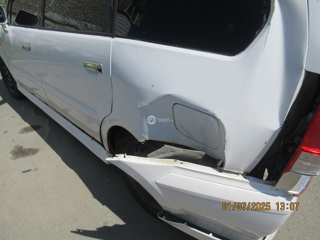 Фото Mitsubishi Chariot Grandis 34