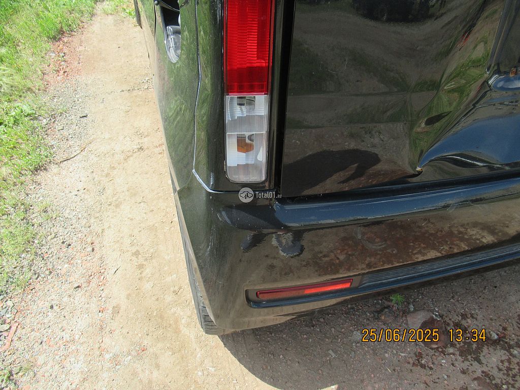 Фото Daihatsu Move 46