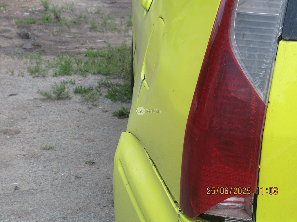 Фото Mitsubishi Lancer Cedia 44