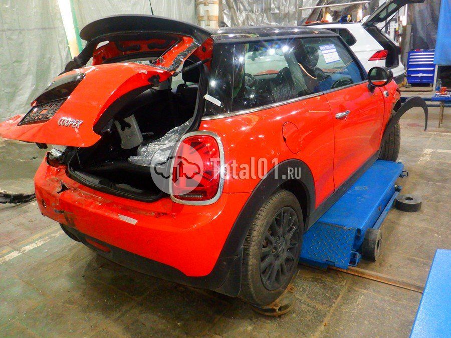 Фото MINI Cooper 12