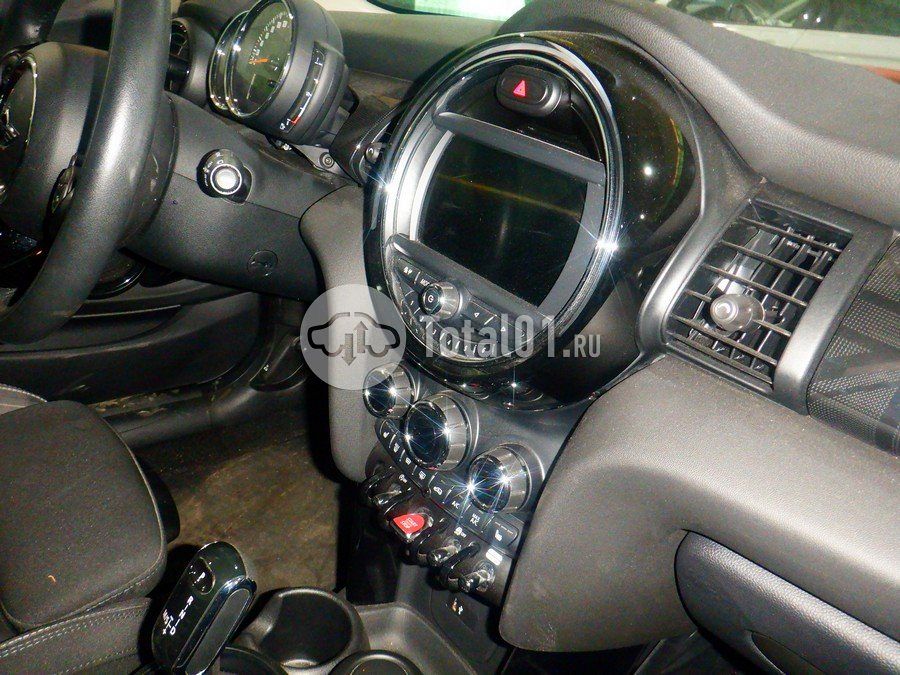 Фото MINI Cooper 22