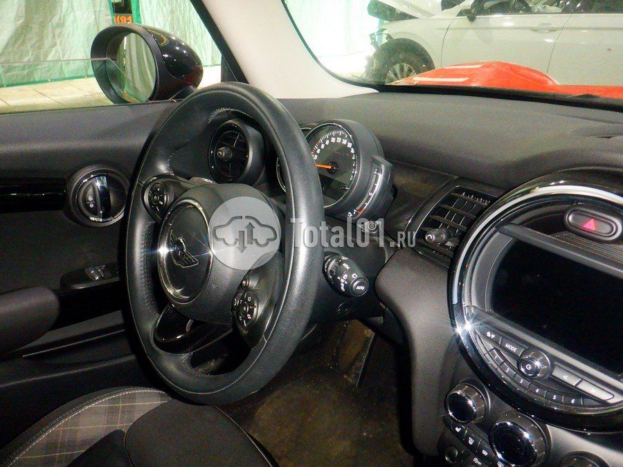 Фото MINI Cooper 24