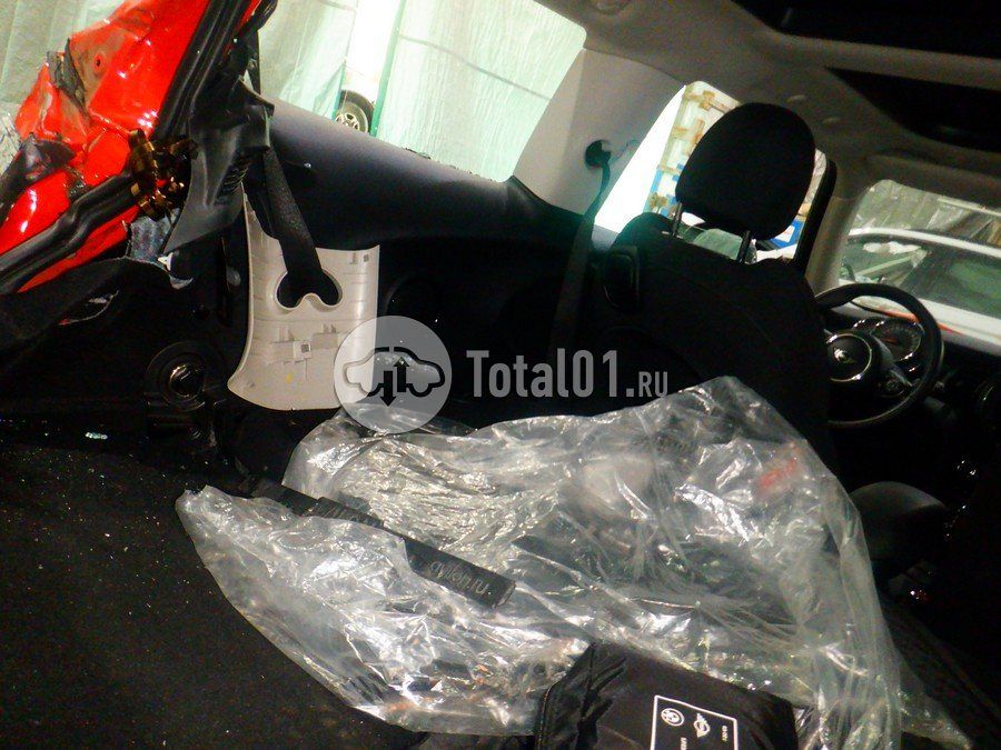 Фото MINI Cooper 48