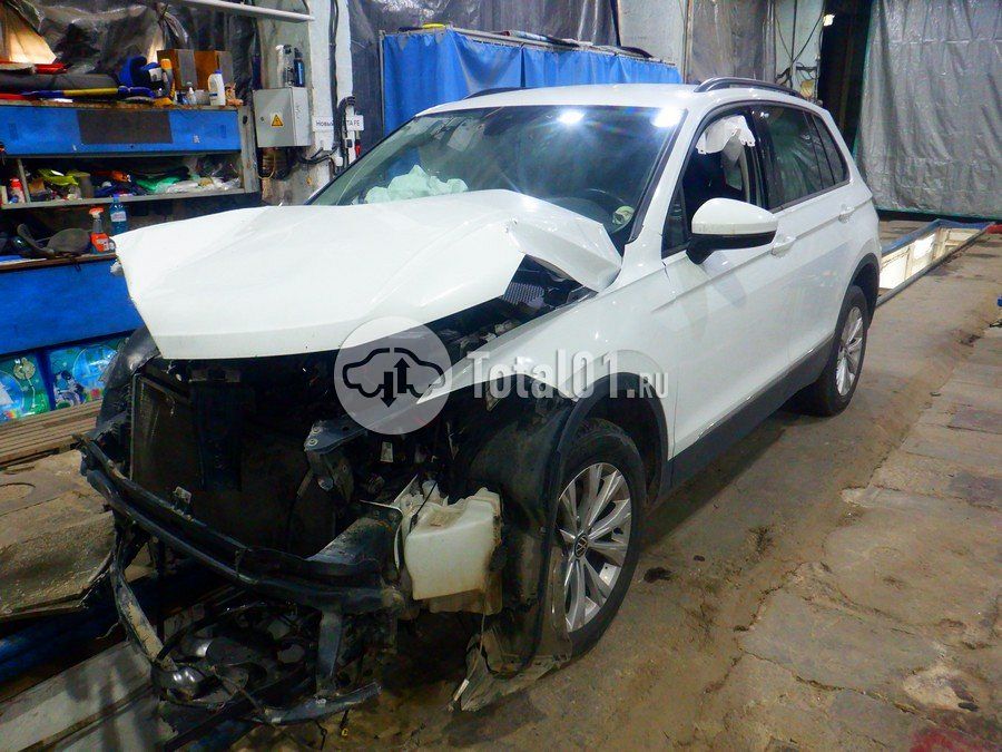 Фото Volkswagen Tiguan 8