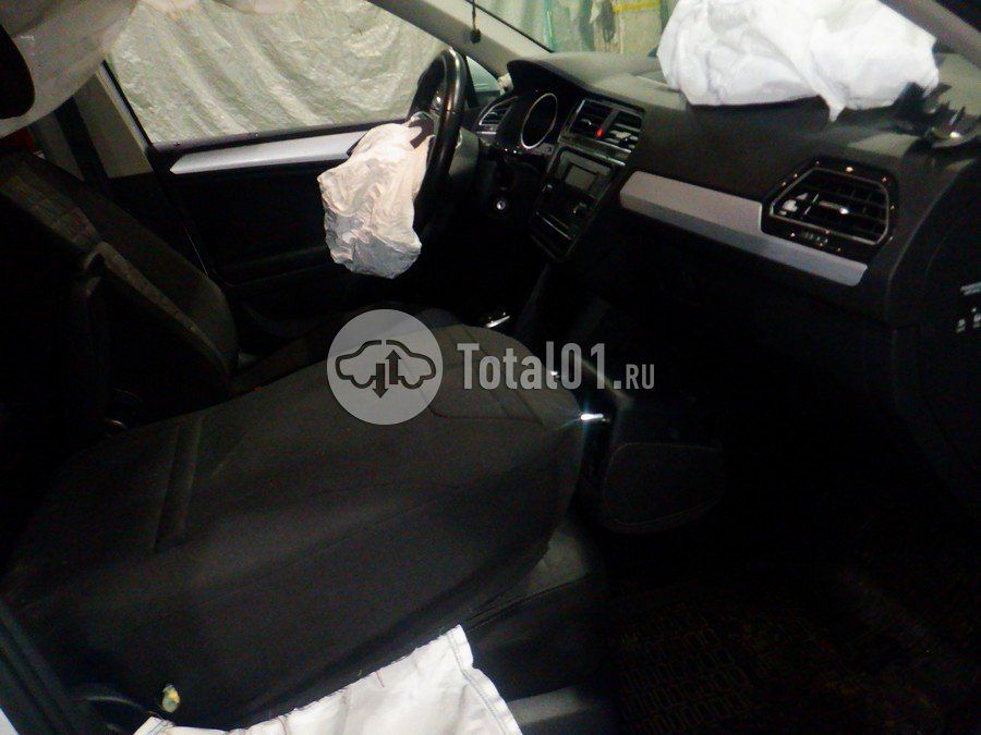Фото Volkswagen Tiguan 22