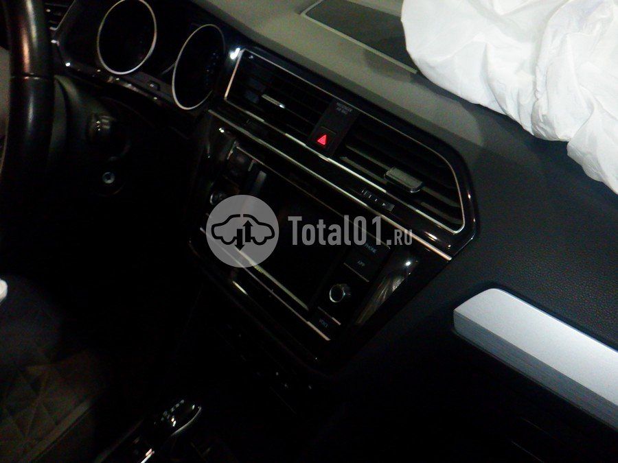 Фото Volkswagen Tiguan 30