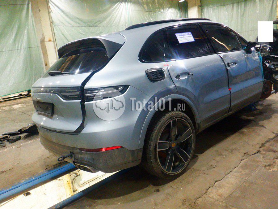 Фото Porsche Cayenne 10