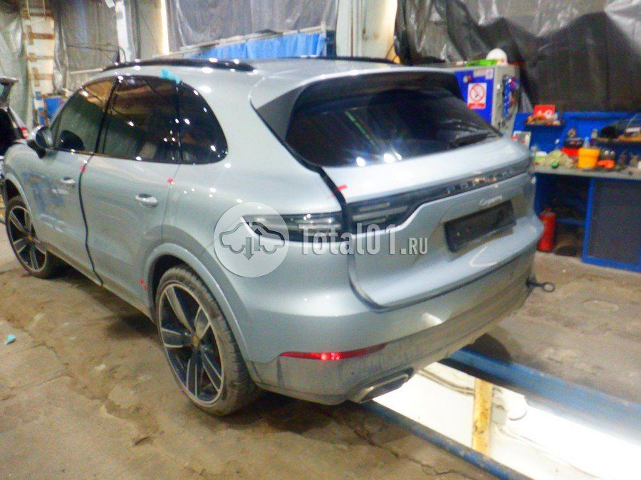 Фото Porsche Cayenne 16