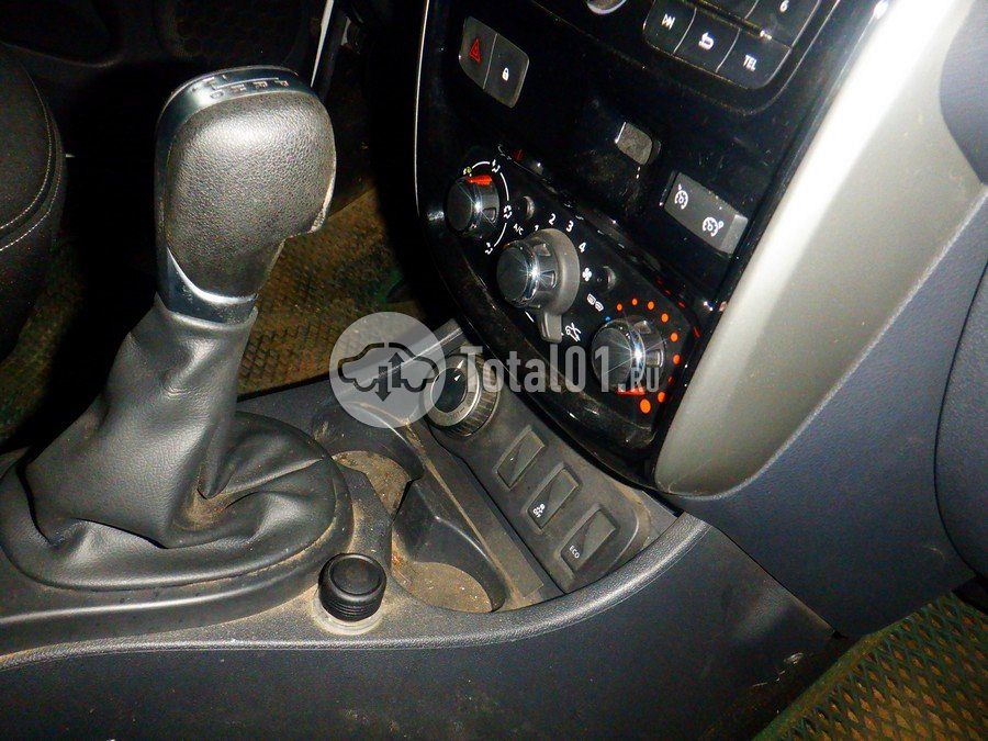 Фото Nissan Terrano 38