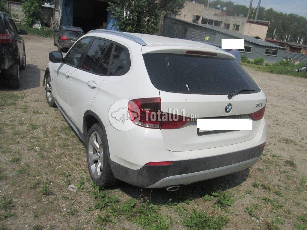 Фото BMW X1 8