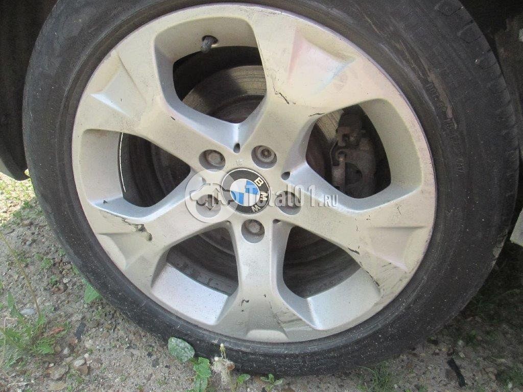 Фото BMW X1 32