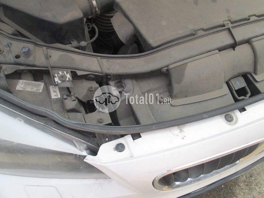 Фото BMW X1 148