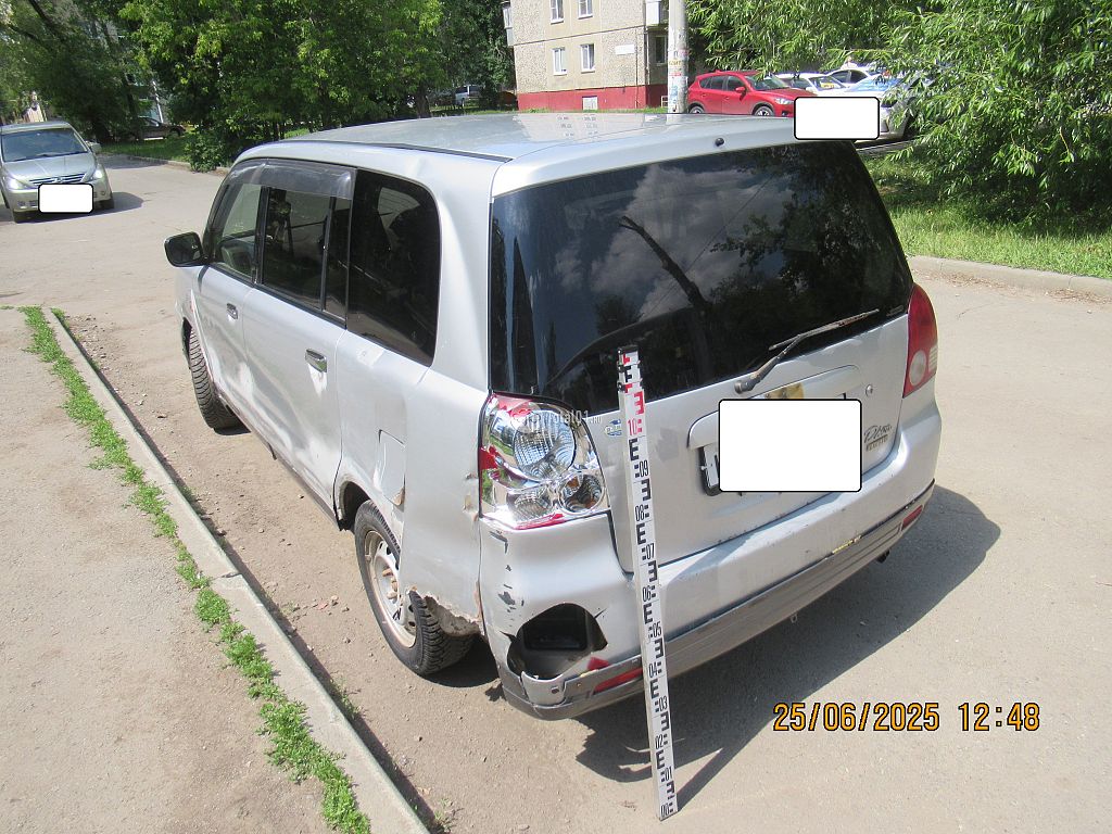 Фото Mitsubishi Dion 2