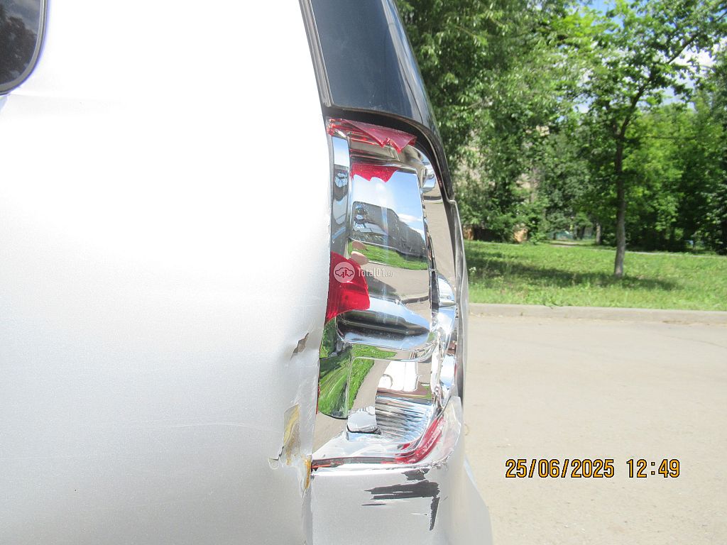 Фото Mitsubishi Dion 28