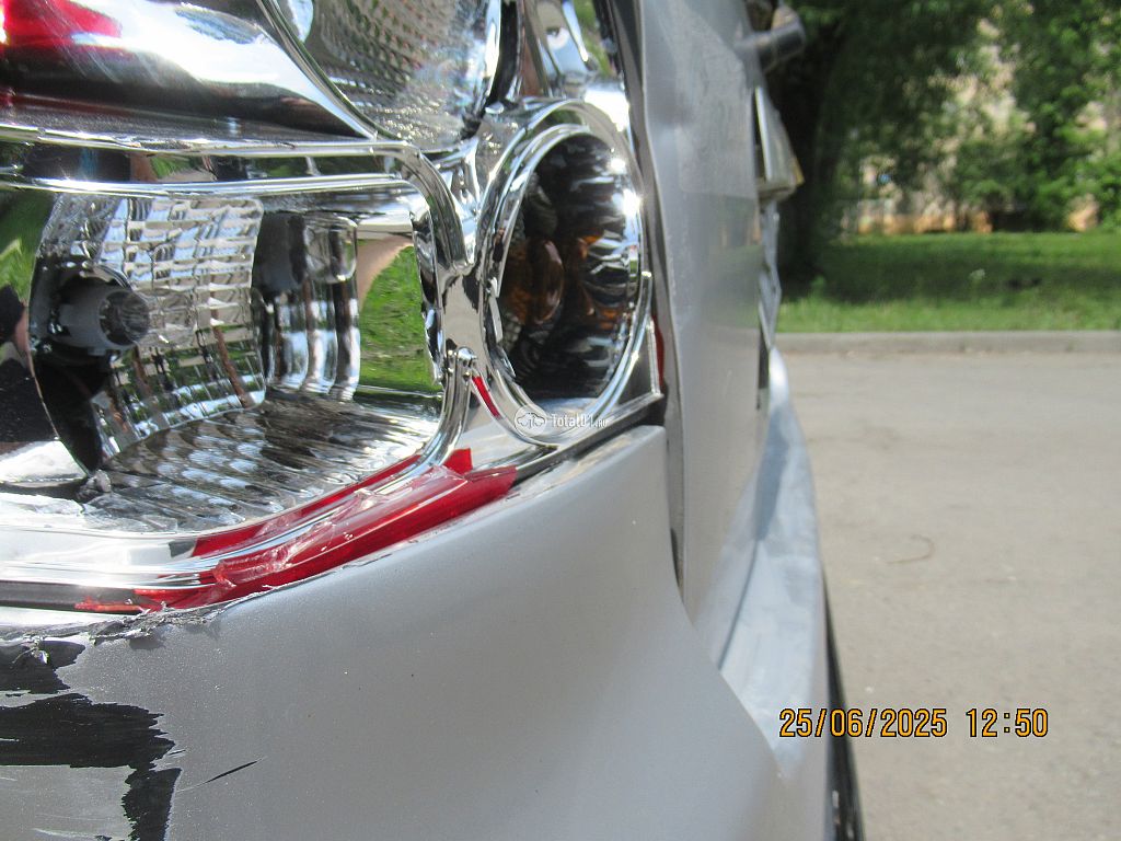 Фото Mitsubishi Dion 40