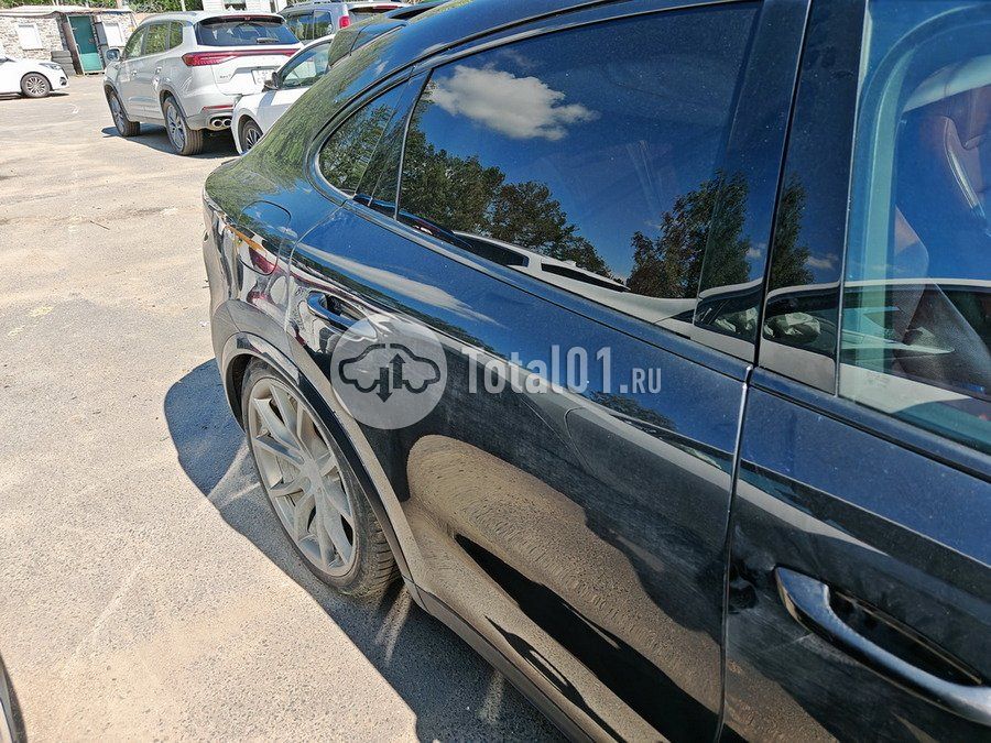 Фото Porsche Cayenne 40