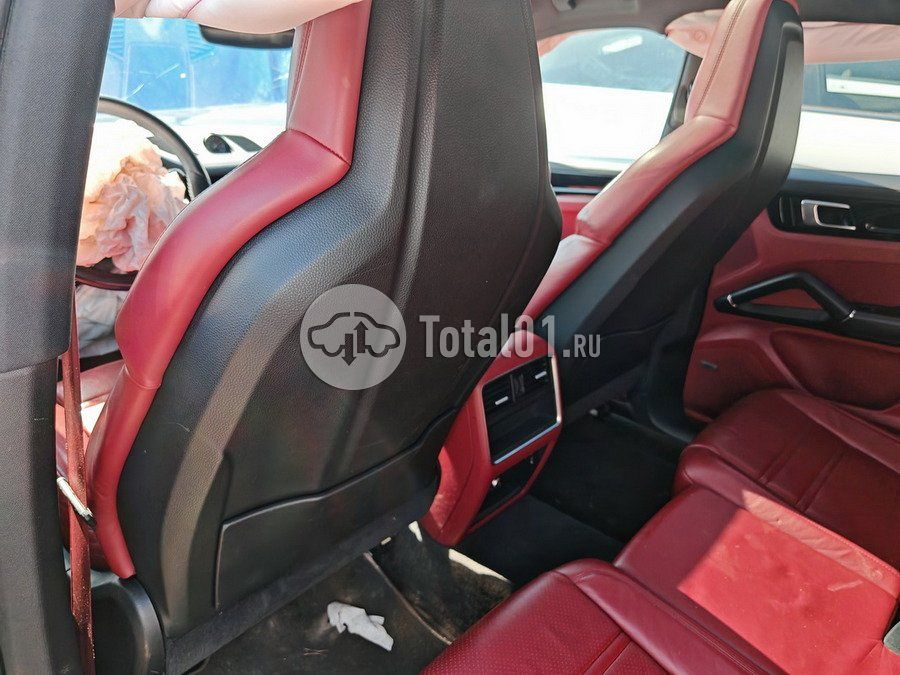 Фото Porsche Cayenne 106