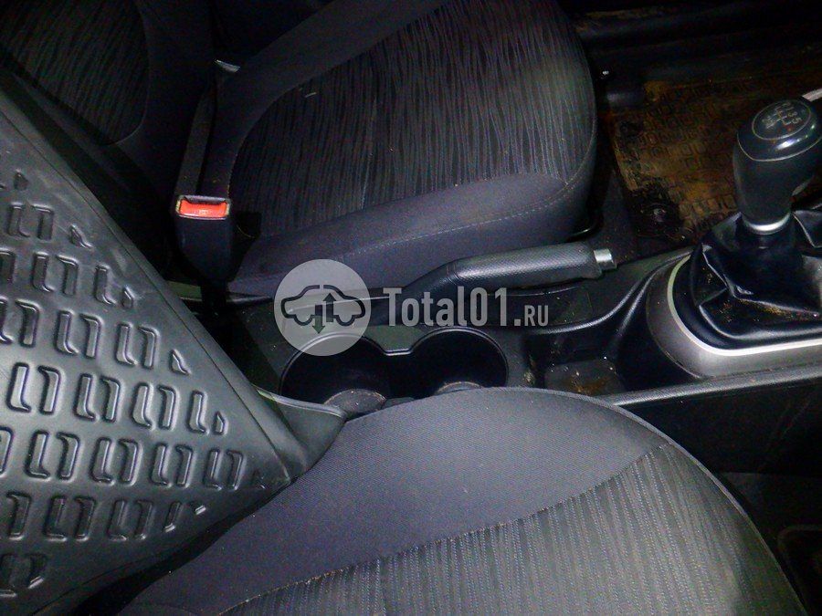Фото Hyundai Solaris 38